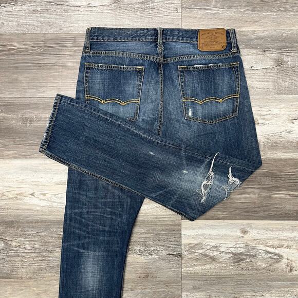 American Eagle Outfitters Faded Blue Mens‎ 33x31 Distressed Slim Straight Jeans - Picture 2 of 11